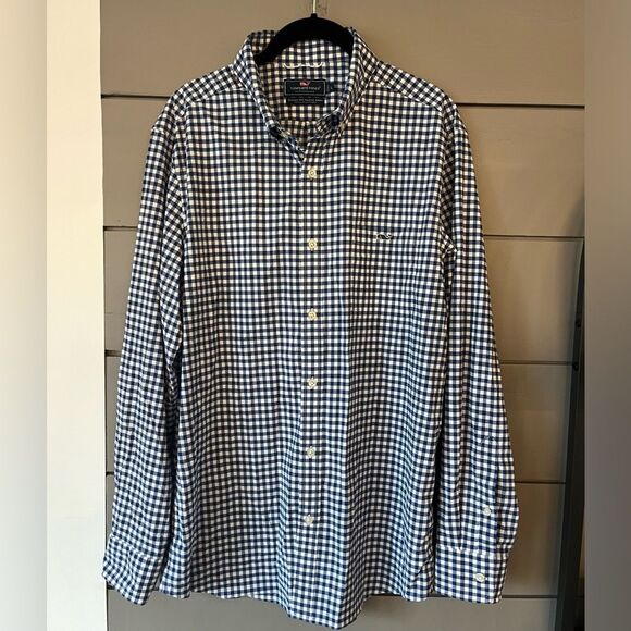 VINEYARD VINES Men's Classic Fit Tucker
Performance Shirt in Blue/White Size L - Picture 2 of 6